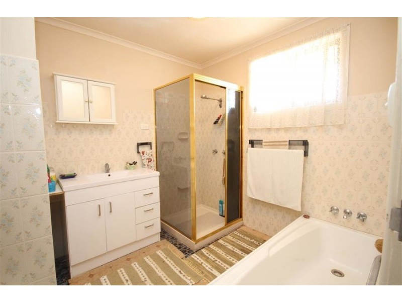 411 Rouse Street, Tenterfield NSW 2372