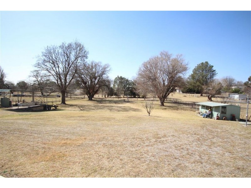 411 Rouse Street, Tenterfield NSW 2372