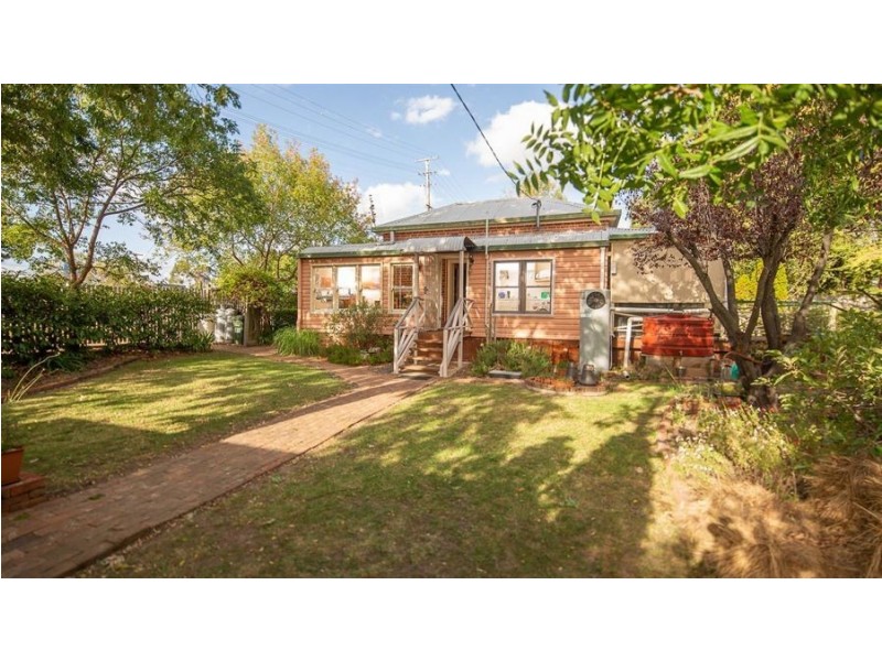 88 Rouse Street, Tenterfield NSW 2372