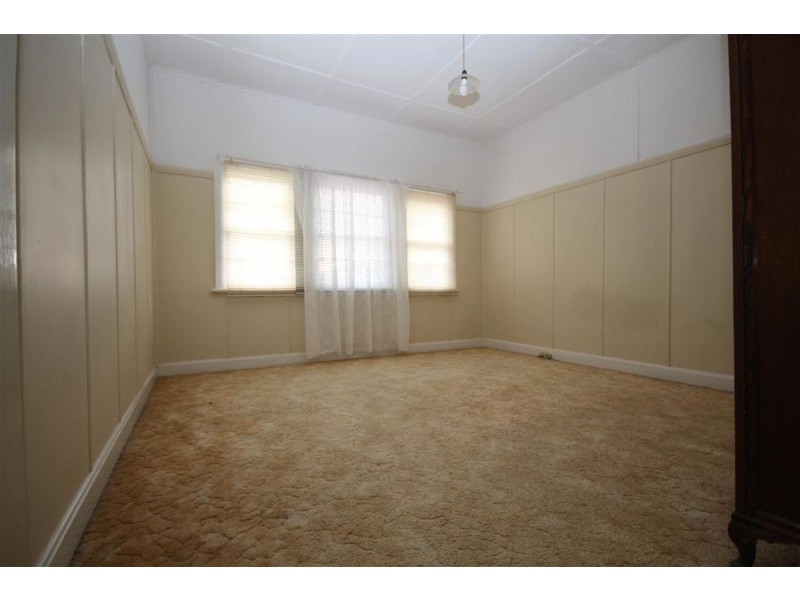 25 High Street, Tenterfield NSW 2372