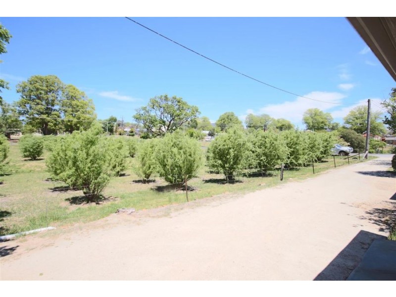 160 Bulwer Street, Tenterfield NSW 2372