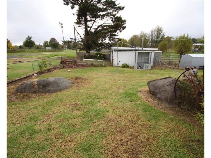 21 Martin Street, Tenterfield NSW 2372