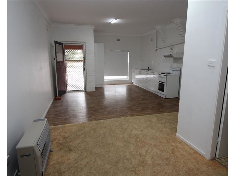 1/97 Manners Street, Tenterfield NSW 2372