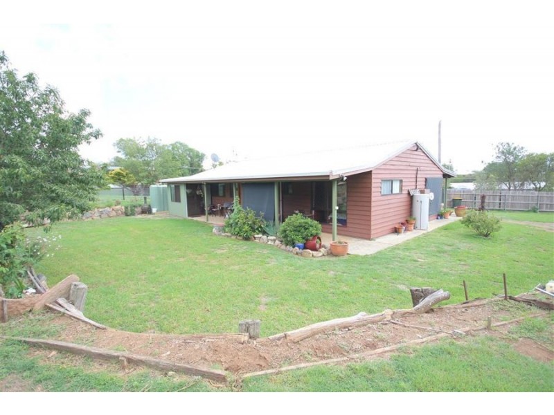 59 Riley Street, Tenterfield NSW 2372