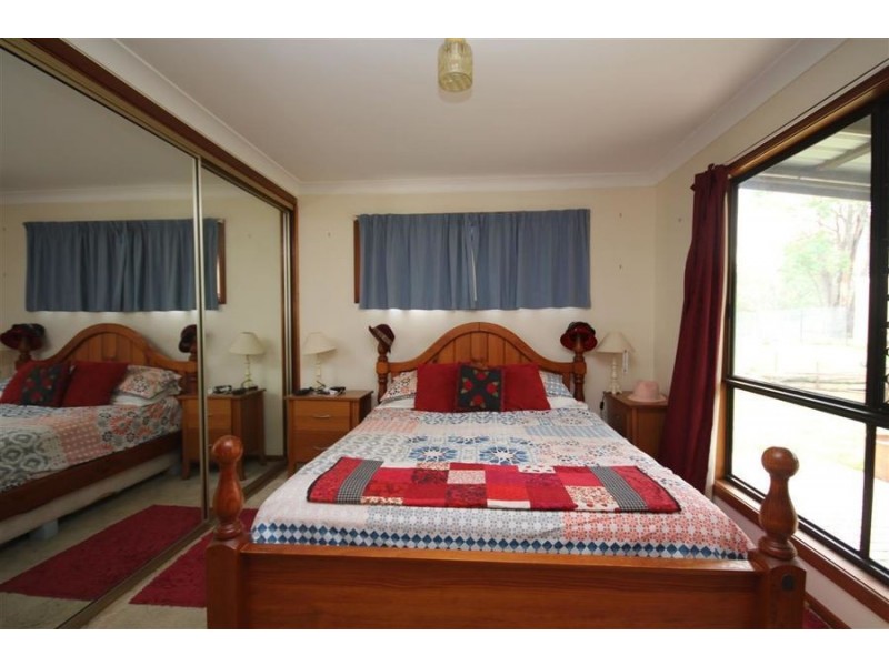 59 Riley Street, Tenterfield NSW 2372