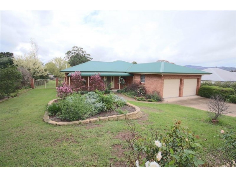 119 Duncan Street, Tenterfield NSW 2372