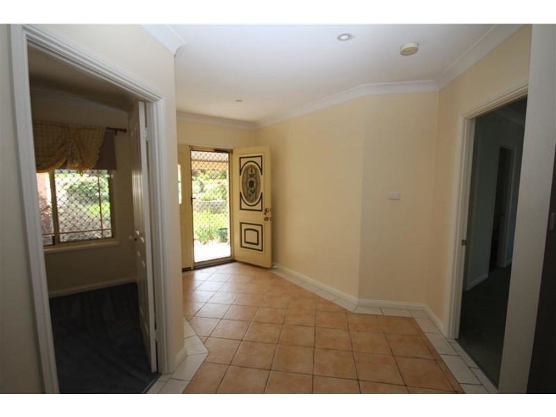 119 Duncan Street, Tenterfield NSW 2372