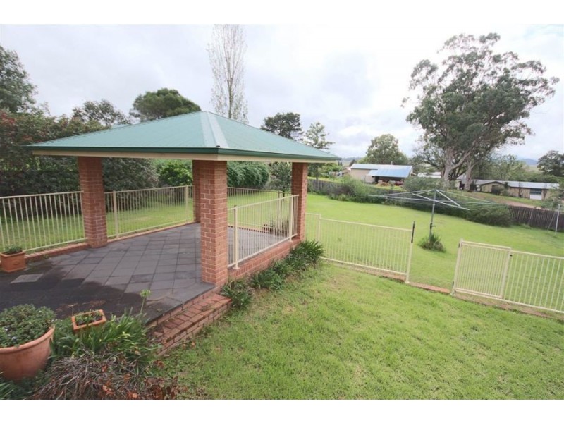 119 Duncan Street, Tenterfield NSW 2372