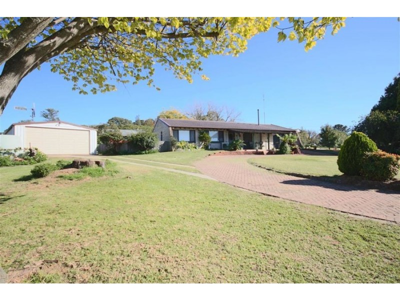 136 Pelham Street, Tenterfield NSW 2372