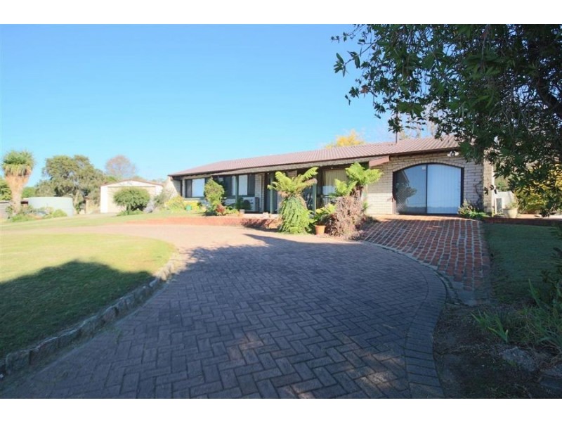 136 Pelham Street, Tenterfield NSW 2372