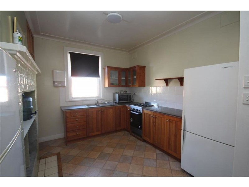 85 Cowper Street, Tenterfield NSW 2372