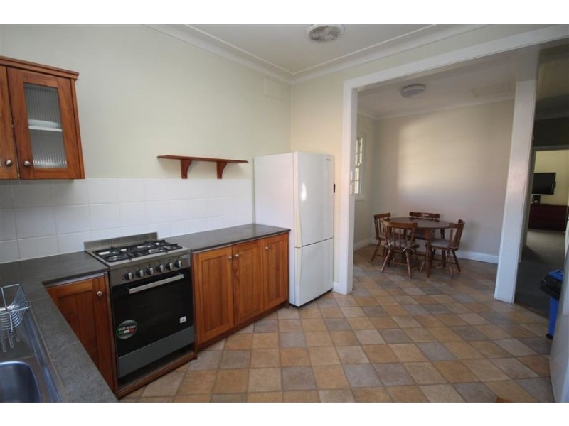 85 Cowper Street, Tenterfield NSW 2372