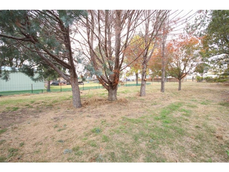 93 Rouse Street, Tenterfield NSW 2372