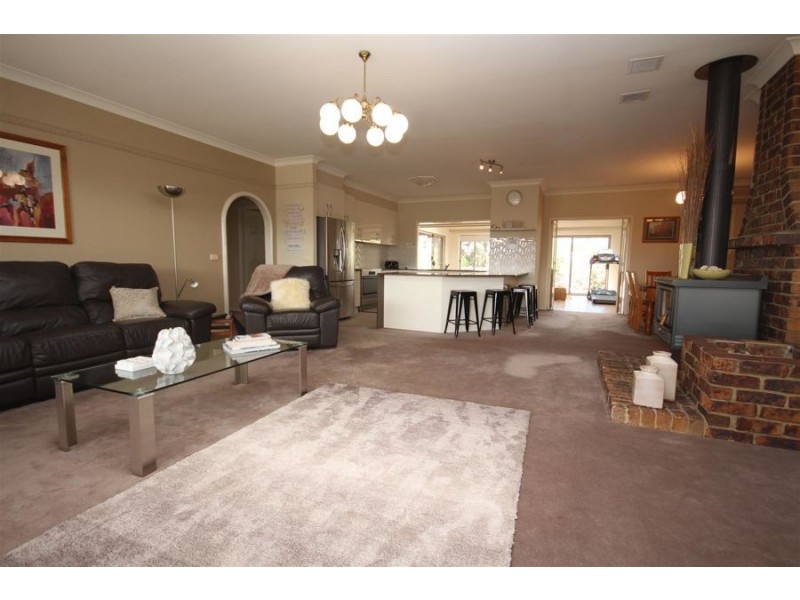 14 Aldershot Road, Tenterfield NSW 2372