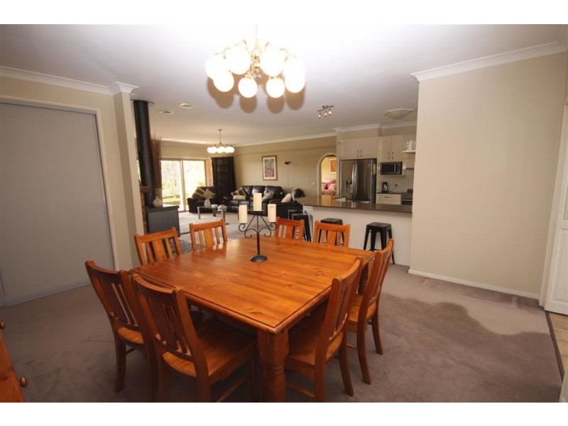 14 Aldershot Road, Tenterfield NSW 2372