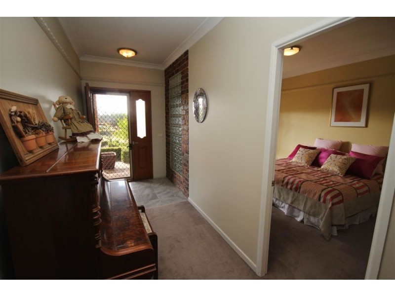 14 Aldershot Road, Tenterfield NSW 2372