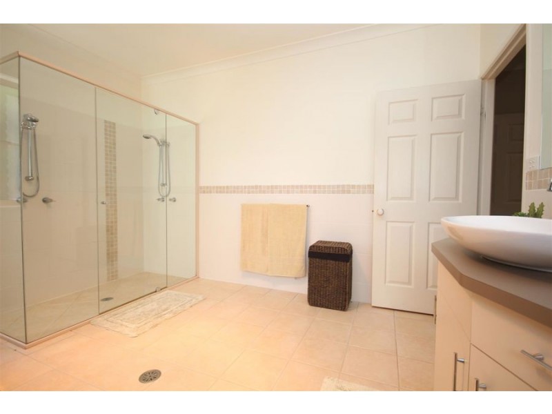 14 Aldershot Road, Tenterfield NSW 2372