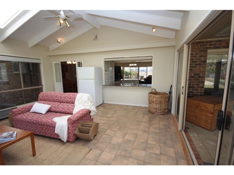 14 Aldershot Road, Tenterfield NSW 2372