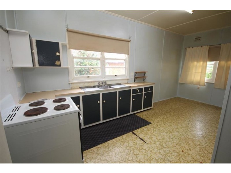 72 Manners Street, Tenterfield NSW 2372