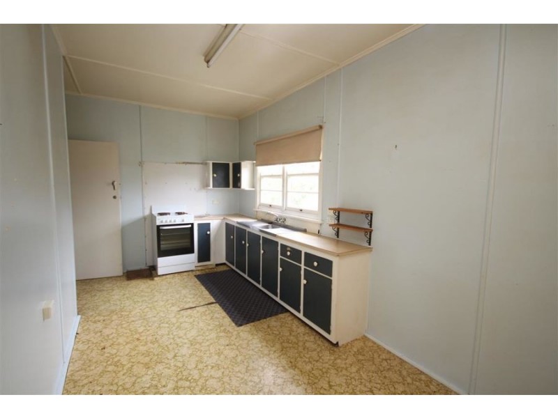 72 Manners Street, Tenterfield NSW 2372