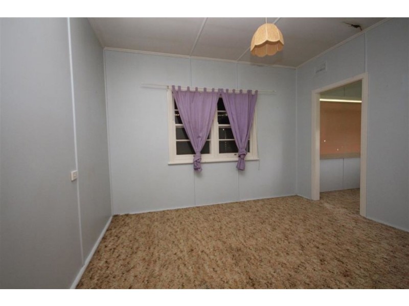 72 Manners Street, Tenterfield NSW 2372