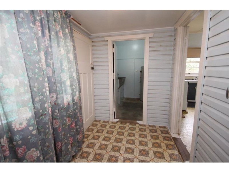 72 Manners Street, Tenterfield NSW 2372