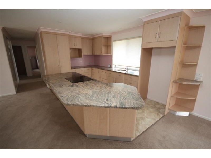 92 Manners Street, Tenterfield NSW 2372