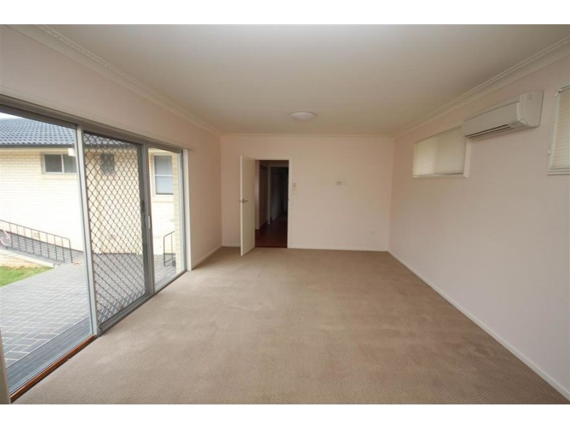 92 Manners Street, Tenterfield NSW 2372