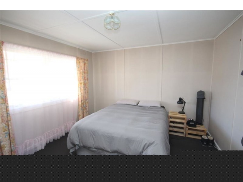 153 Logan Street, Tenterfield NSW 2372