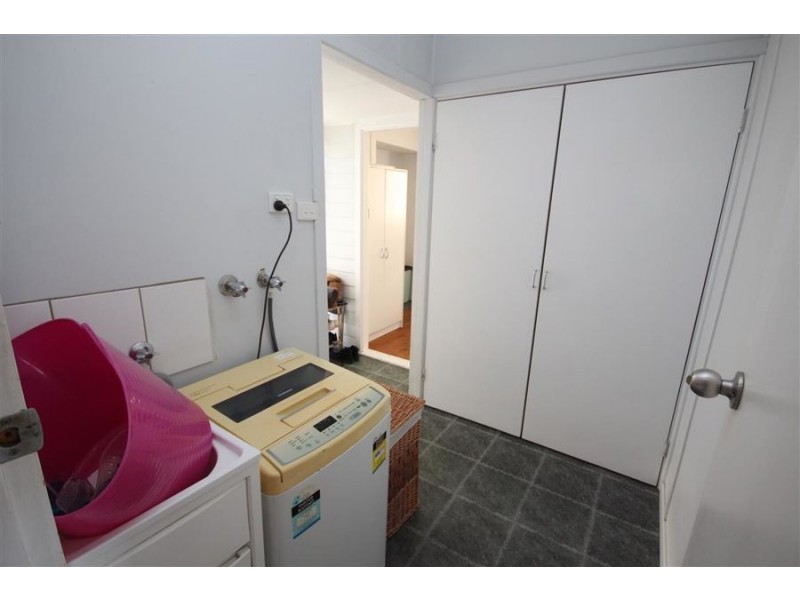 153 Logan Street, Tenterfield NSW 2372