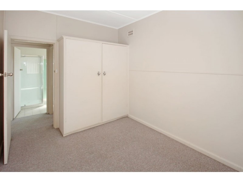 11 Duncan Street, Tenterfield NSW 2372