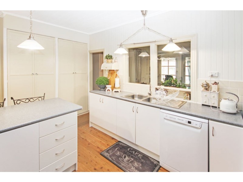 36 Margaret Street, Tenterfield NSW 2372