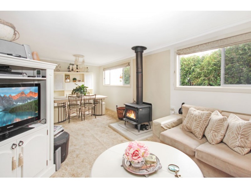 36 Margaret Street, Tenterfield NSW 2372