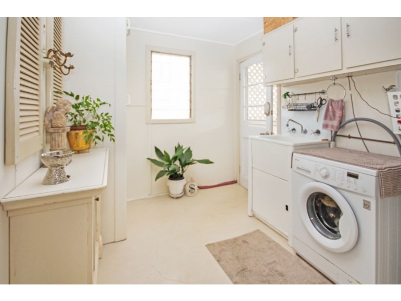 36 Margaret Street, Tenterfield NSW 2372