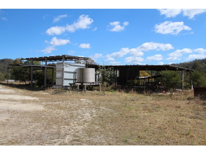 40 MacLeods Creek Road, Tenterfield NSW 2372