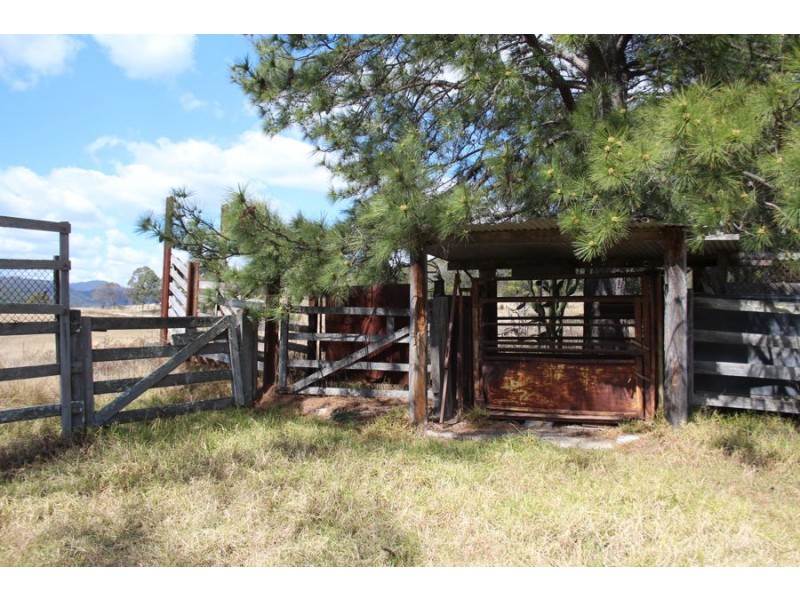 40 MacLeods Creek Road, Tenterfield NSW 2372