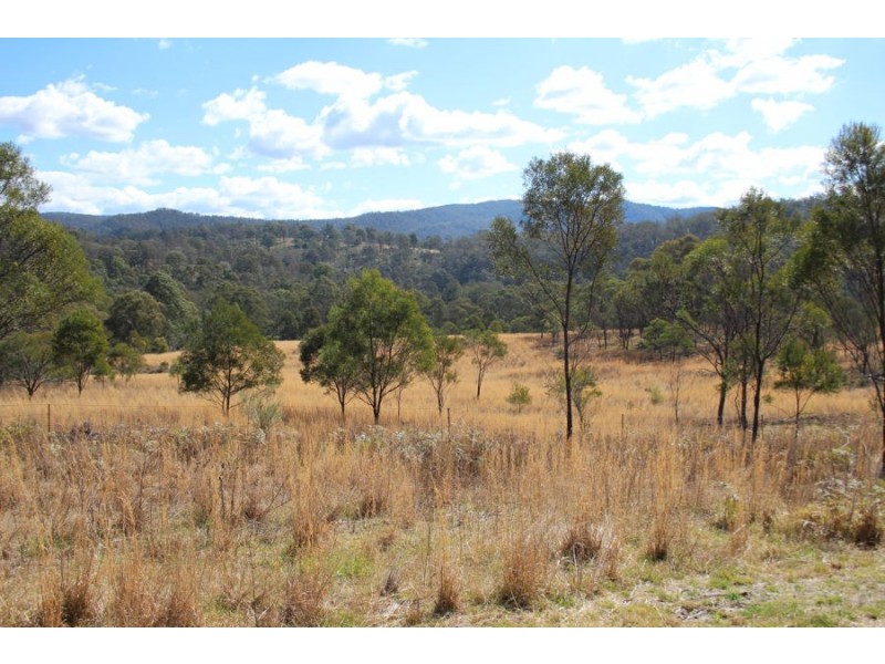 40 MacLeods Creek Road, Tenterfield NSW 2372