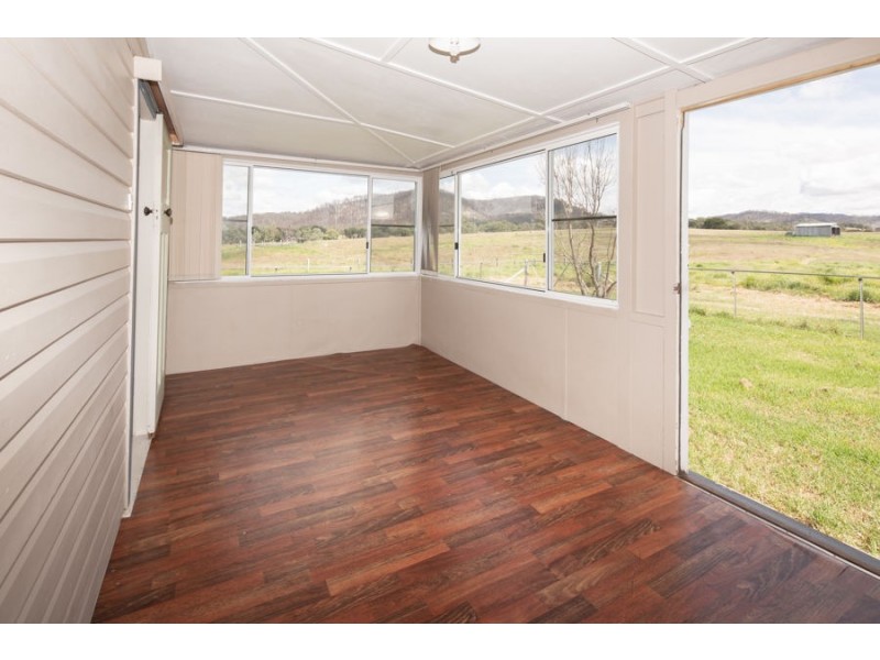 69 Steinbrook Hall Road, Tenterfield NSW 2372