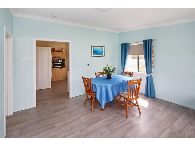 33 High Street, Tenterfield NSW 2372 Harold Curry Real Estate Sold