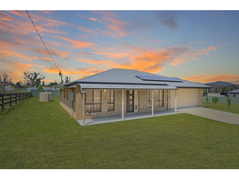 7 Clive Street, Tenterfield NSW 2372