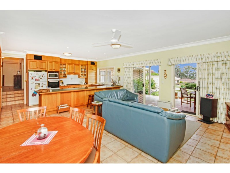 105 East Street, Tenterfield NSW 2372