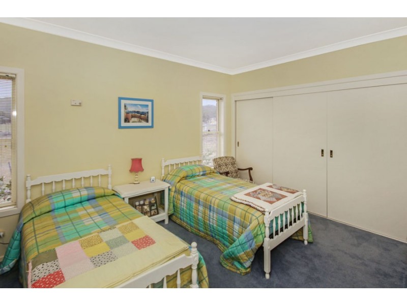 105 East Street, Tenterfield NSW 2372