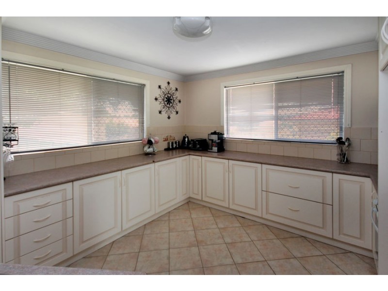 225 Bulwer Street, Tenterfield NSW 2372