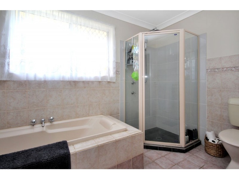 225 Bulwer Street, Tenterfield NSW 2372