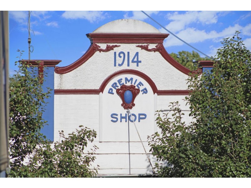 242 Rouse Street, Tenterfield NSW 2372