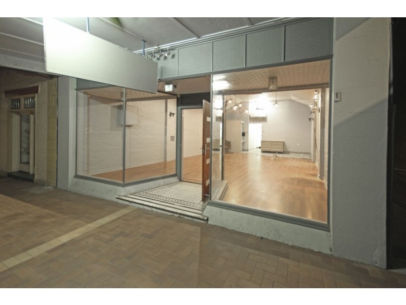 242 Rouse Street, Tenterfield NSW 2372