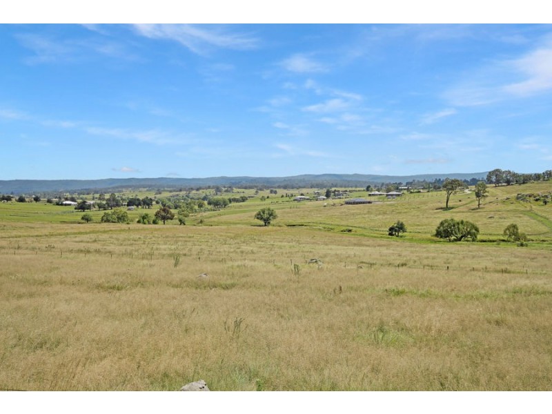 79 Bellevue Road, Tenterfield NSW 2372
