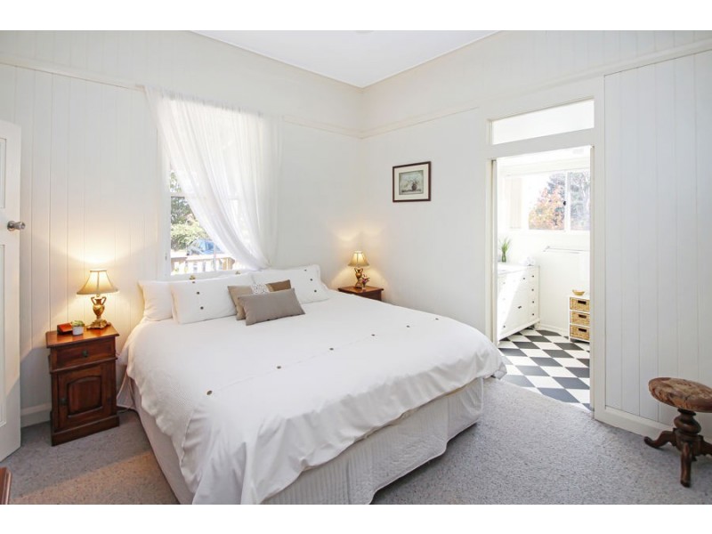 72 Martin Street, Tenterfield NSW 2372