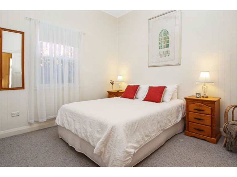 72 Martin Street, Tenterfield NSW 2372