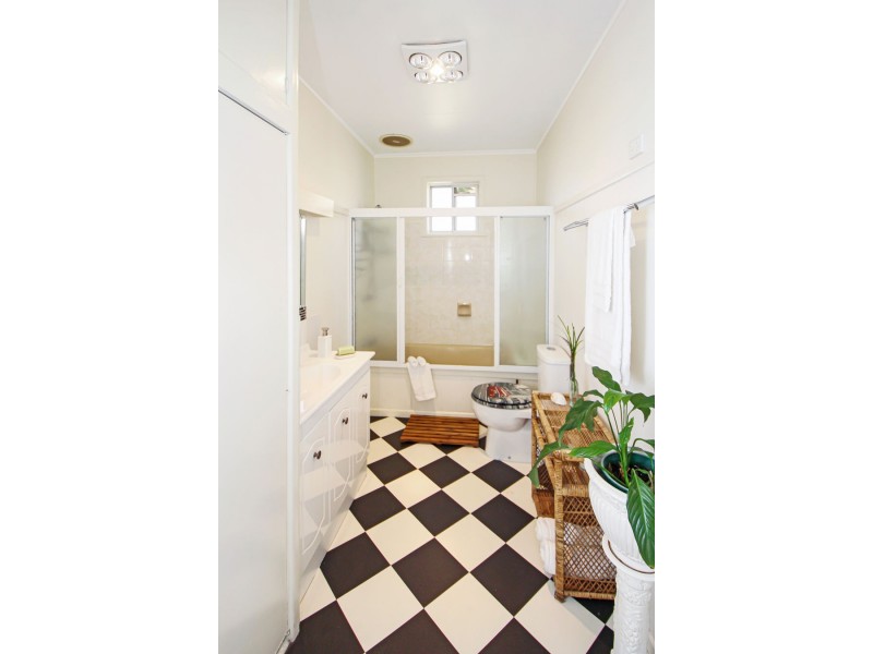 72 Martin Street, Tenterfield NSW 2372